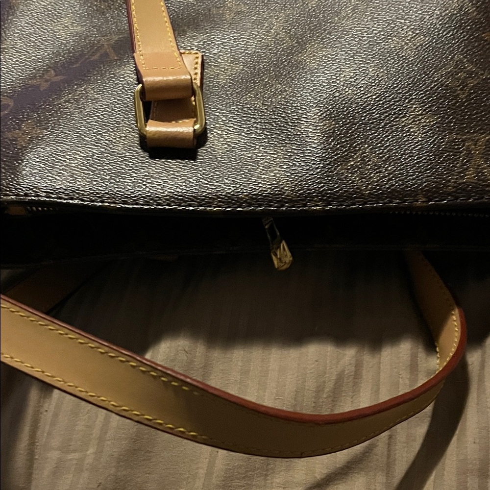 Louis Vuitton Monogram Tote in Dark Brown with Tan Straps - Picture 4 of 7
